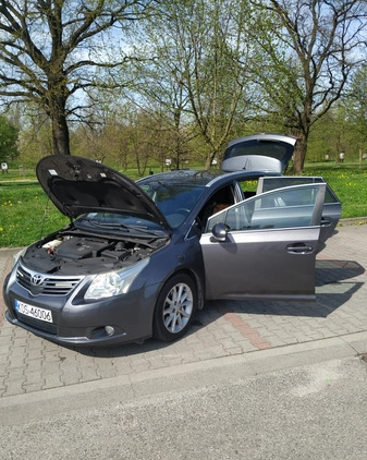 Toyota Avensis cena 26000 przebieg: 249681, rok produkcji 2009 z Kęty małe 631
